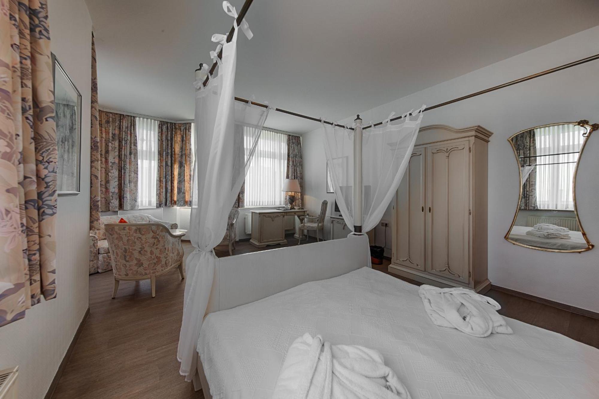 Hotel Fuersteneck Bernburg Buitenkant foto