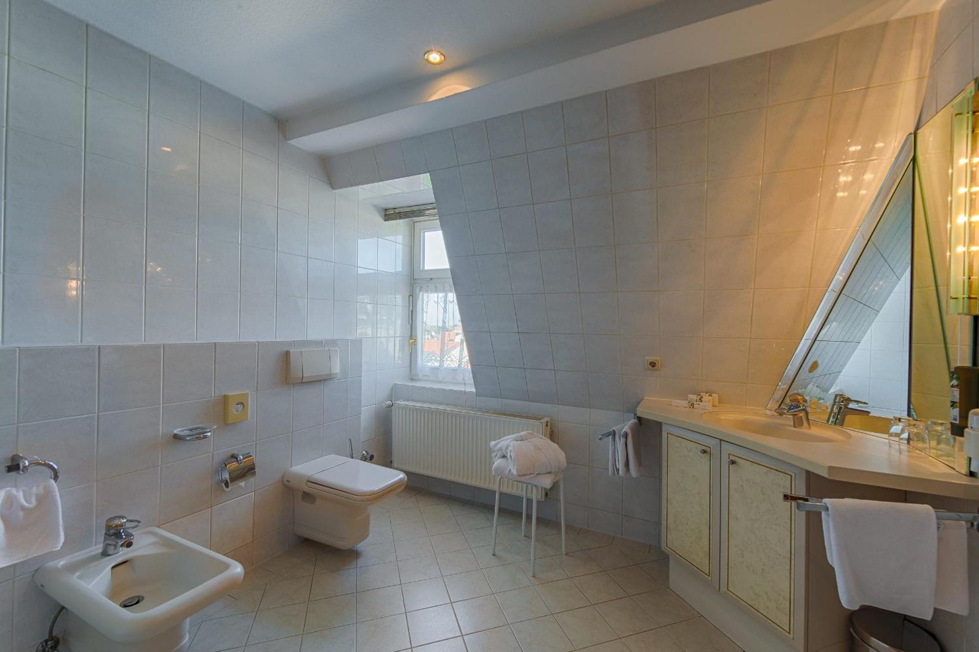 Hotel Fuersteneck Bernburg Buitenkant foto